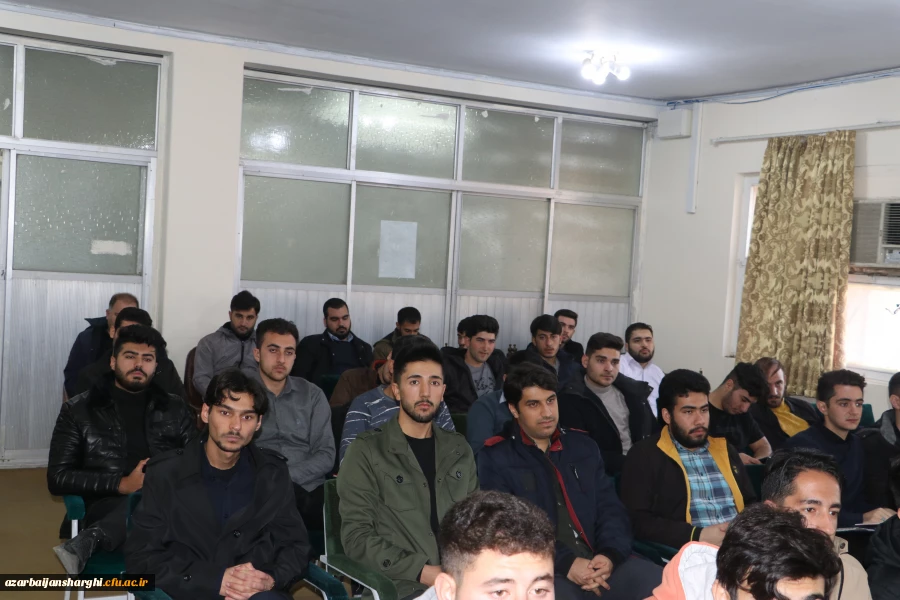 آیین گرامیداشت روز دانشجو با حضور معاون سیاسی ، امنیتی استاندارآذربایجان شرقی در دانشگاه فرهنگیان برگزار شد 24