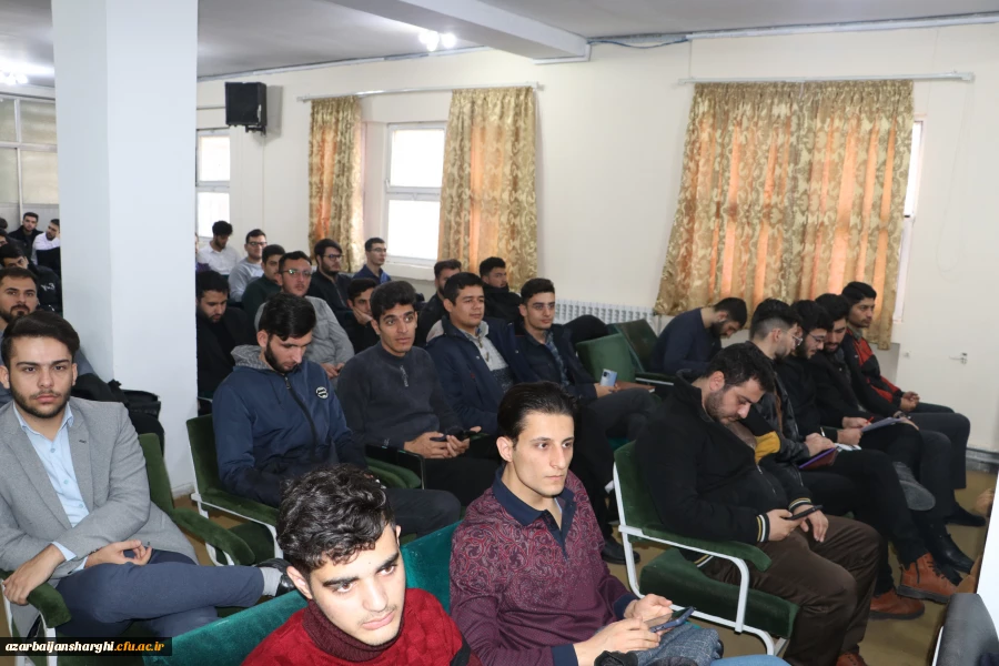 آیین گرامیداشت روز دانشجو با حضور معاون سیاسی ، امنیتی استاندارآذربایجان شرقی در دانشگاه فرهنگیان برگزار شد 26