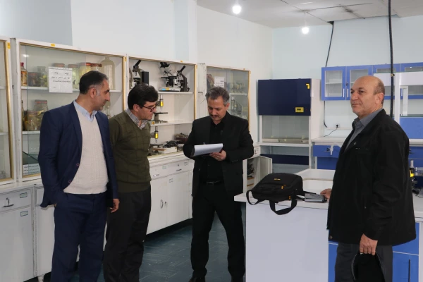 بازدیدو ارزیابی کارگروه تخصصی سازمان مرکزی از آزمایشگاه های  علوم پایه در  دانشگاه فرهنگیان آذربایجان شرقی 13