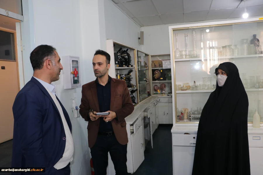 بازدیدو ارزیابی کارگروه تخصصی سازمان مرکزی از آزمایشگاه های  علوم پایه در  دانشگاه فرهنگیان آذربایجان شرقی 15