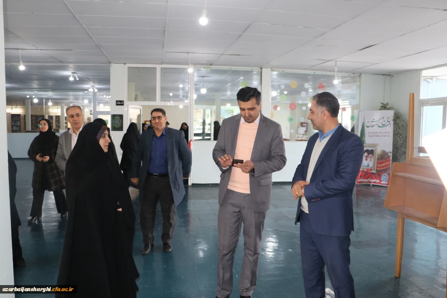 گشایش نمایشگاه دست سازه های دانشجو معلمان خلاق در دانشگاه فرهنگیان آذربایجان شرقی 15