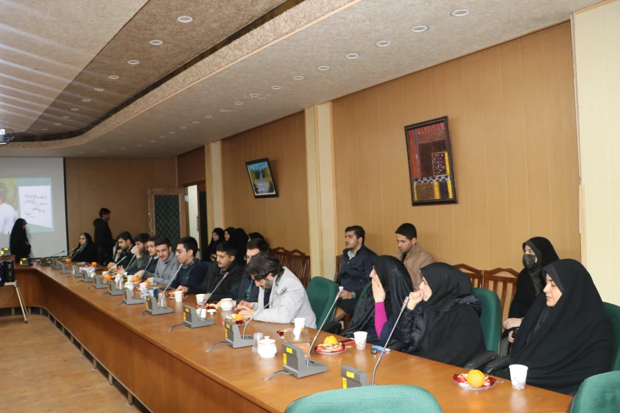 رونمایی از مجموعه ۴۰ جلدی «ره نامه» در دانشگاه فرهنگیان استان آذربایجان شرقی 7