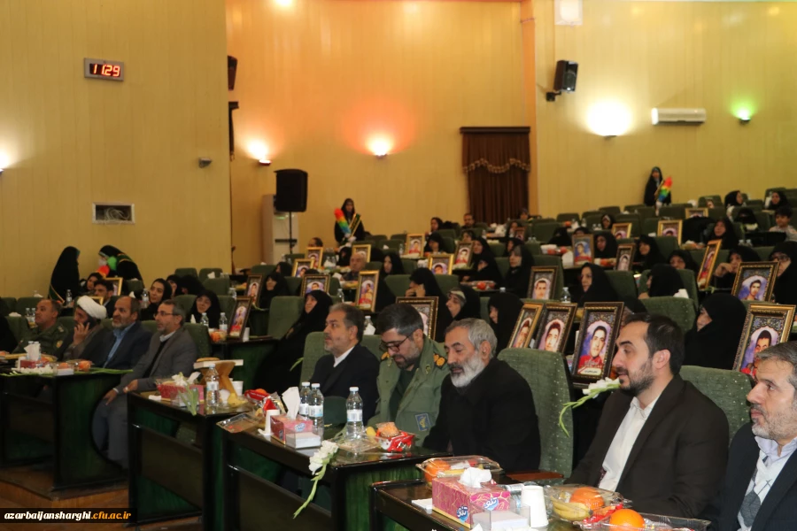 آیین  تکریم و تجلیل از 72 مادر شهید به مناسبت میلاد حضرت زهرا (س) در استان  آذربایجان شرقی 3