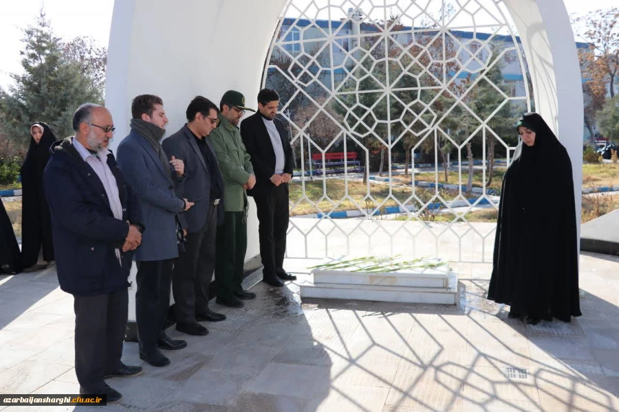 مراسم سومین سالگرد تدفین شهید گمنام پردیس فاطمه الزهرا (س)دانشگاه فرهنگیان استان آذربایجان شرقی برگزار شد. 8