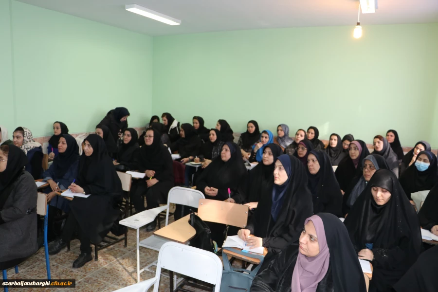 
بازدیداز دوره های توانمندسازی معلمان مدارس غیردولتی در دانشگاه فرهنگیان استان آذربایجان شرقی
 17