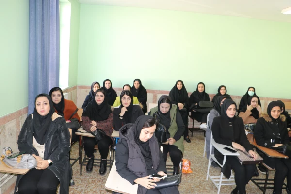 
بازدیداز دوره های توانمندسازی معلمان مدارس غیردولتی در دانشگاه فرهنگیان استان آذربایجان شرقی
 19