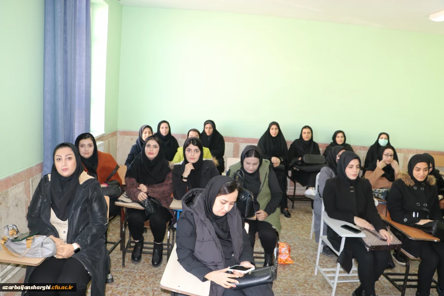 
بازدیداز دوره های توانمندسازی معلمان مدارس غیردولتی در دانشگاه فرهنگیان استان آذربایجان شرقی
 19