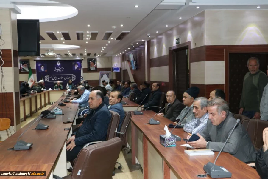 آذربایجانی ها  نقش مهمی در جنگ داشتند و همه ما مدیون مردم و سرداران غیور آذربایجان وتبریزی ها  هستیم 12