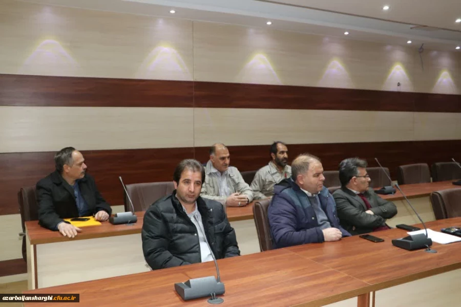 آذربایجانی ها  نقش مهمی در جنگ داشتند و همه ما مدیون مردم و سرداران غیور آذربایجان وتبریزی ها  هستیم 13