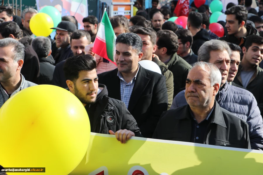 جشن طلوع 46 سالگی انقلاب اسلامی با حضور مدیریت ،اساتید ،همکاران و دانشجو معلمان دانشگاه فرهنگیان آذربایجان شرقی 31