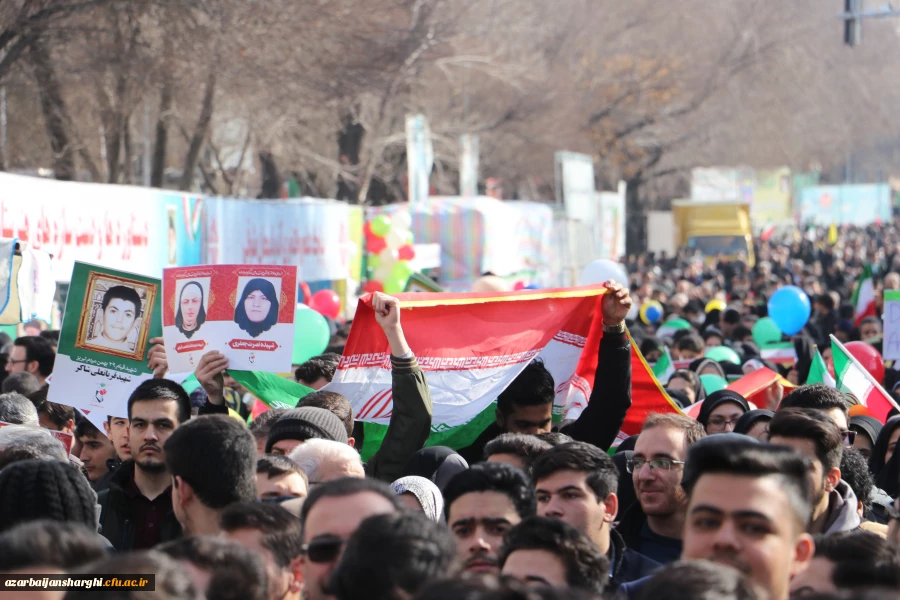 جشن طلوع 46 سالگی انقلاب اسلامی با حضور مدیریت ،اساتید ،همکاران و دانشجو معلمان دانشگاه فرهنگیان آذربایجان شرقی 44