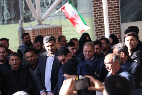 آیین مهمانی لاله ها به مناسبت چهل و پنجمین فجر انقلاب اسلامی ایران 5