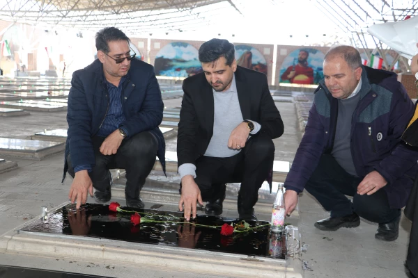 آیین مهمانی لاله ها به مناسبت چهل و پنجمین فجر انقلاب اسلامی ایران 8