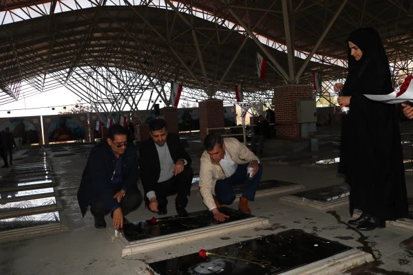 آیین مهمانی لاله ها به مناسبت چهل و پنجمین فجر انقلاب اسلامی ایران 9