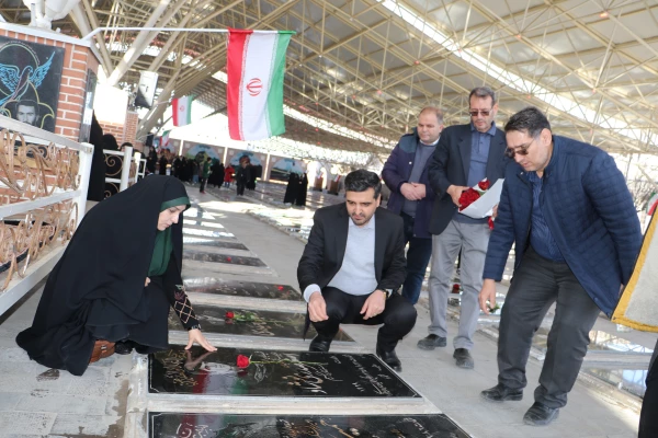 آیین مهمانی لاله ها به مناسبت چهل و پنجمین فجر انقلاب اسلامی ایران 19