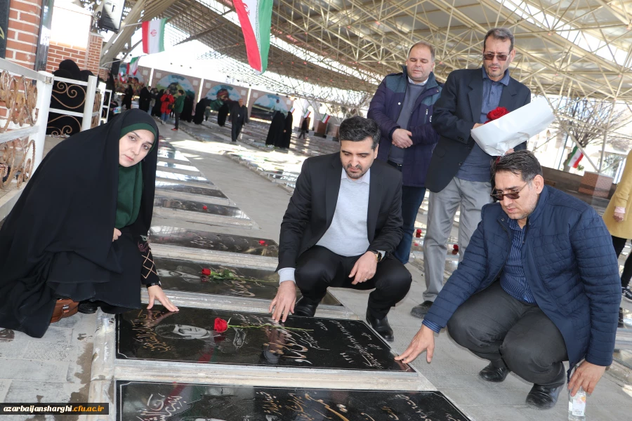 آیین مهمانی لاله ها به مناسبت چهل و پنجمین فجر انقلاب اسلامی ایران 21