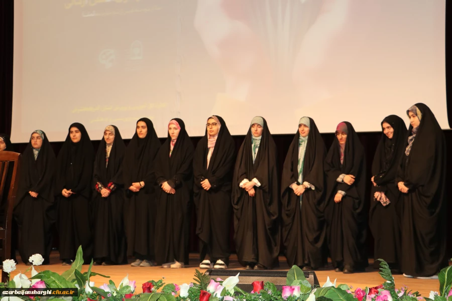 مربیان امور تربیتی در شکل گیری شخصیت دانش آموزان، نقش مهمی دارند 10