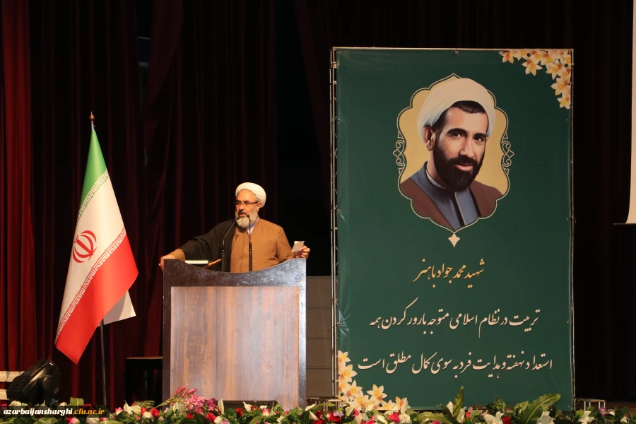 مربیان امور تربیتی در شکل گیری شخصیت دانش آموزان، نقش مهمی دارند 3