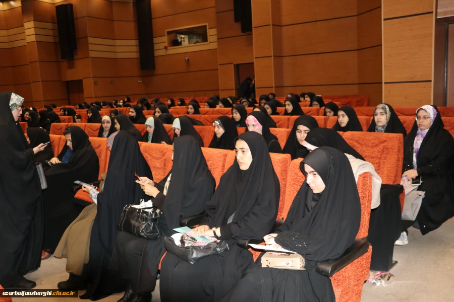 معلمان و مربیان پرورشی، نقش بسیار مهمی در آگاه سازی برای انتخاب اصلح در انتخابات دارند 9