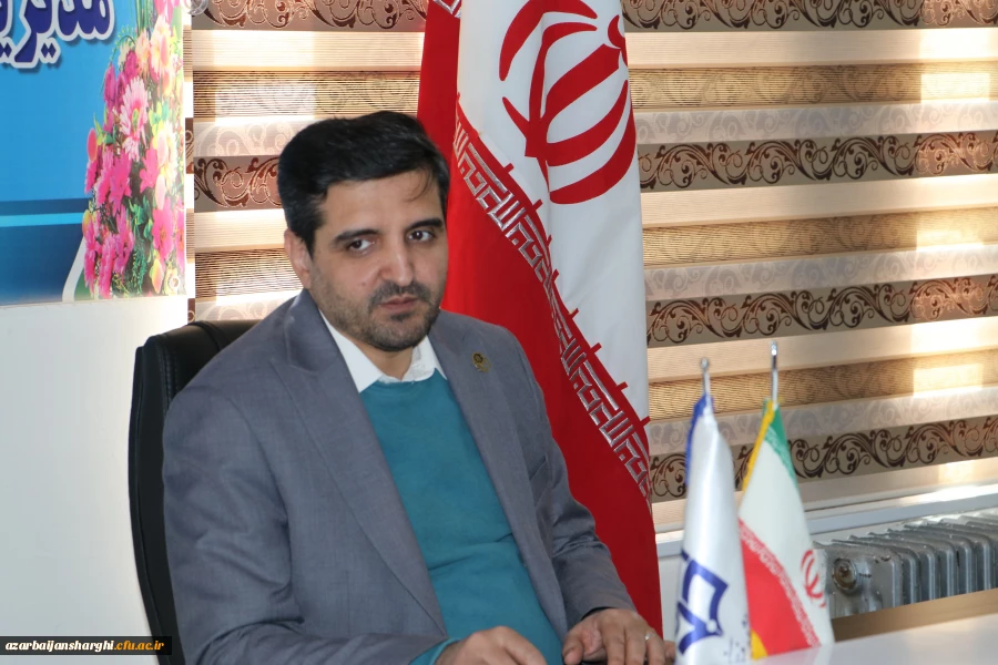 نشست صمیمی دبیران شورای صنفی دانشجویان با رئیس دانشگاه برگزار شد 7