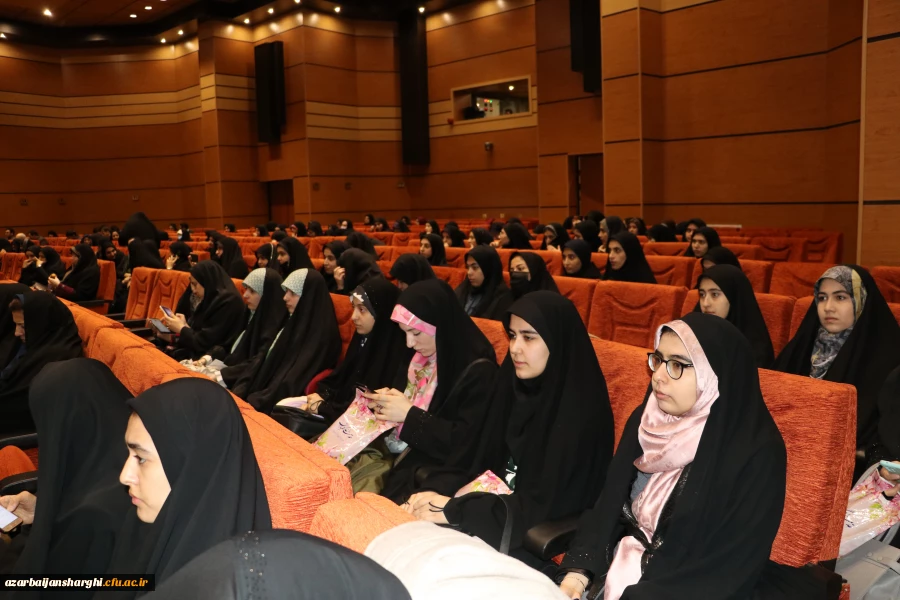 معلمان و مربیان پرورشی، نقش بسیار مهمی در آگاه سازی برای انتخاب اصلح در انتخابات دارند 25