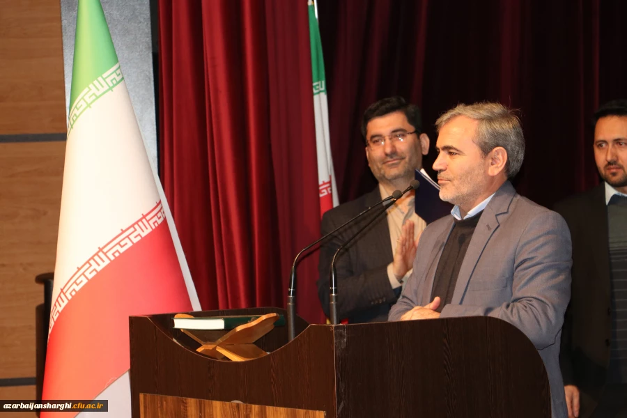 معلمان و مربیان پرورشی، نقش بسیار مهمی در آگاه سازی برای انتخاب اصلح در انتخابات دارند 40