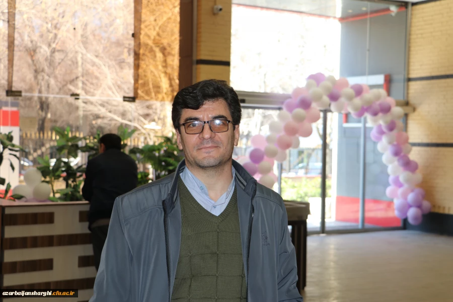 معلمان و مربیان پرورشی، نقش بسیار مهمی در آگاه سازی برای انتخاب اصلح در انتخابات دارند 45