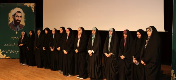 معلمان و مربیان پرورشی، نقش بسیار مهمی در آگاه سازی برای انتخاب اصلح در انتخابات دارند 4