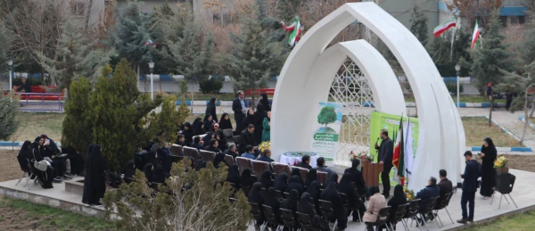 غرس نهال  با هدف پردیس سبز و گرامیداشت یاد و خاطره شهدای دانشجو معلم در دانشگاه فرهنگیان آذربایجان شرقی 3