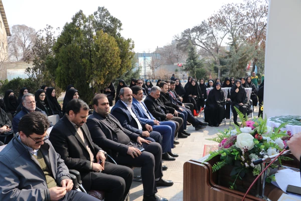 غرس نهال  با هدف پردیس سبز و گرامیداشت یاد و خاطره شهدای دانشجو معلم در دانشگاه فرهنگیان آذربایجان شرقی 6