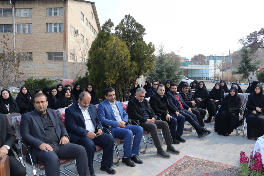 غرس نهال  با هدف پردیس سبز و گرامیداشت یاد و خاطره شهدای دانشجو معلم در دانشگاه فرهنگیان آذربایجان شرقی 7