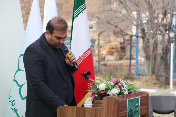 غرس نهال  با هدف پردیس سبز و گرامیداشت یاد و خاطره شهدای دانشجو معلم در دانشگاه فرهنگیان آذربایجان شرقی 16