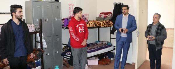 بازدید رییس دانشگاه فرهنگیان استان آذربایجان شرقی بصورت سرزده از خوابگاه دانشجویی شهید مدرس 2