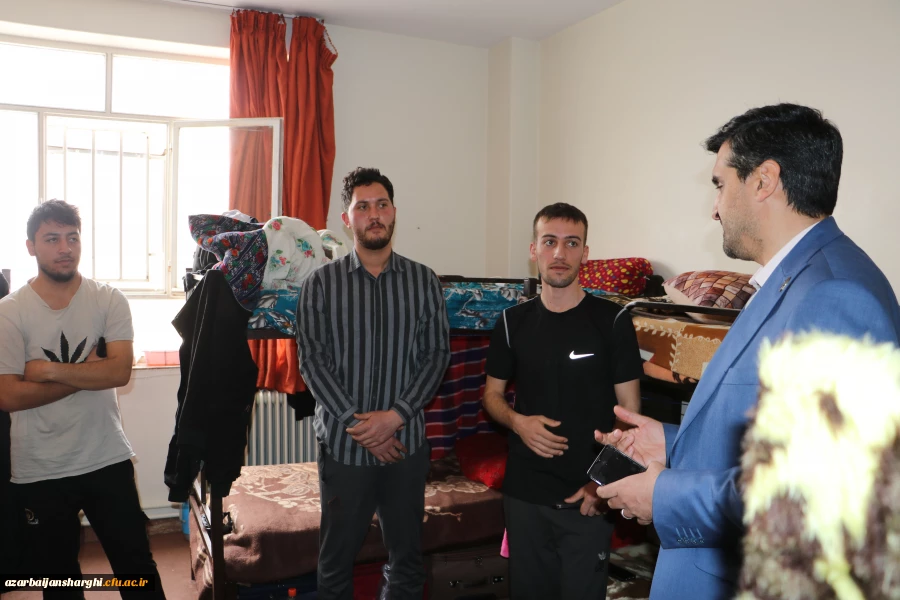 بازدید رییس دانشگاه فرهنگیان استان آذربایجان شرقی بصورت سرزده از خوابگاه دانشجویی شهید مدرس 7