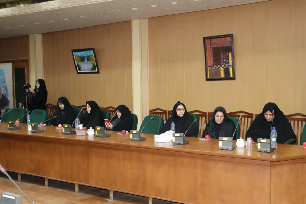 تجلیل از فرزندان شاهد دانشگاه در 22 اسفند روز بزرگداشت شهدا  10