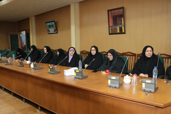 تجلیل از فرزندان شاهد دانشگاه در 22 اسفند روز بزرگداشت شهدا  19