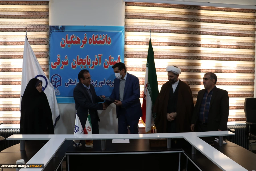 دکتر جواد حاجعلیزاده  به سمت معاونت  دانشگاه فرهنگیان استان آذربایجان شرقی منصوب شد 15