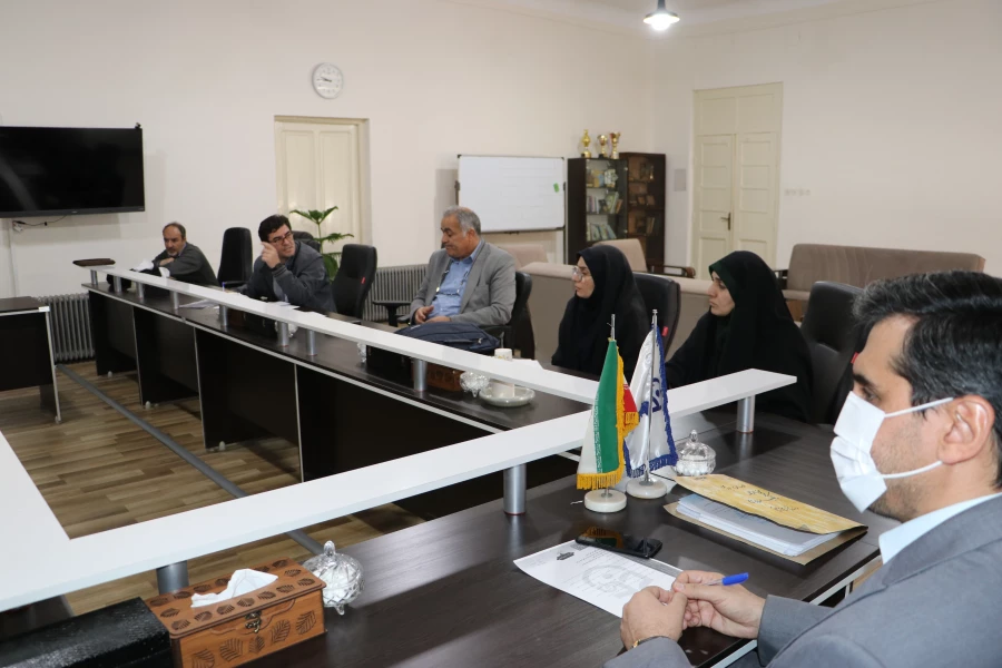 برگزاری جلسه شورای آموزش استان 9