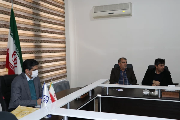 برگزاری جلسه شورای آموزش استان 10