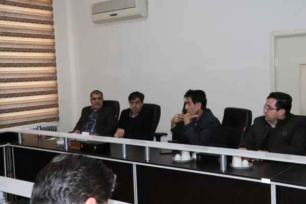 برگزاری جلسه شورای آموزش استان 11