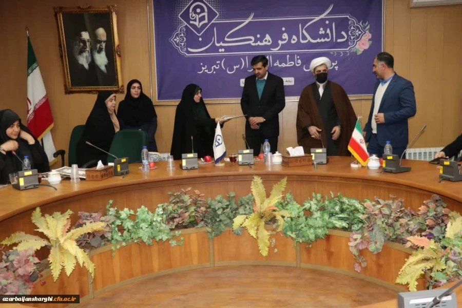 تجلیل از فرزندان شاهد دانشگاه در 22 اسفند روز بزرگداشت شهدا  40