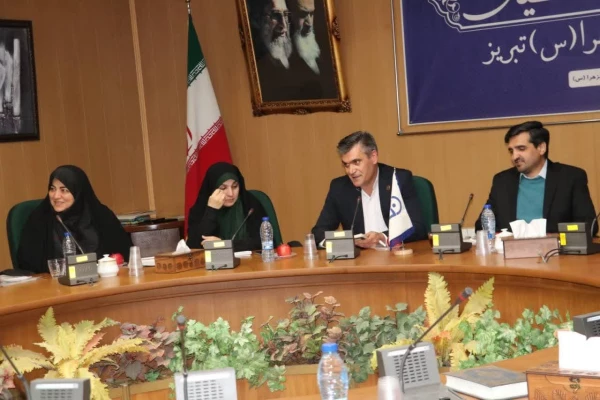 تجلیل از فرزندان شاهد دانشگاه در 22 اسفند روز بزرگداشت شهدا  45