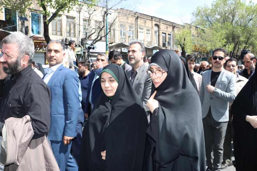 حضور گسترده اساتید ، کارکنان و  دانشجو معلمان دانشگاه فرهنگیان استان آذربایجان شرقی در راهپیمایی  روز قدس  5