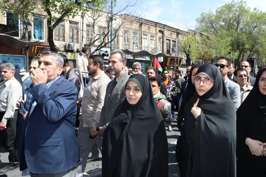حضور گسترده اساتید ، کارکنان و  دانشجو معلمان دانشگاه فرهنگیان استان آذربایجان شرقی در راهپیمایی  روز قدس  8