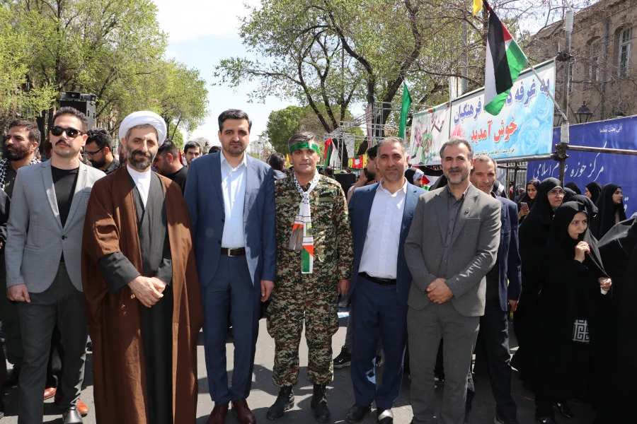 حضور گسترده اساتید ، کارکنان و  دانشجو معلمان دانشگاه فرهنگیان استان آذربایجان شرقی در راهپیمایی  روز قدس  14