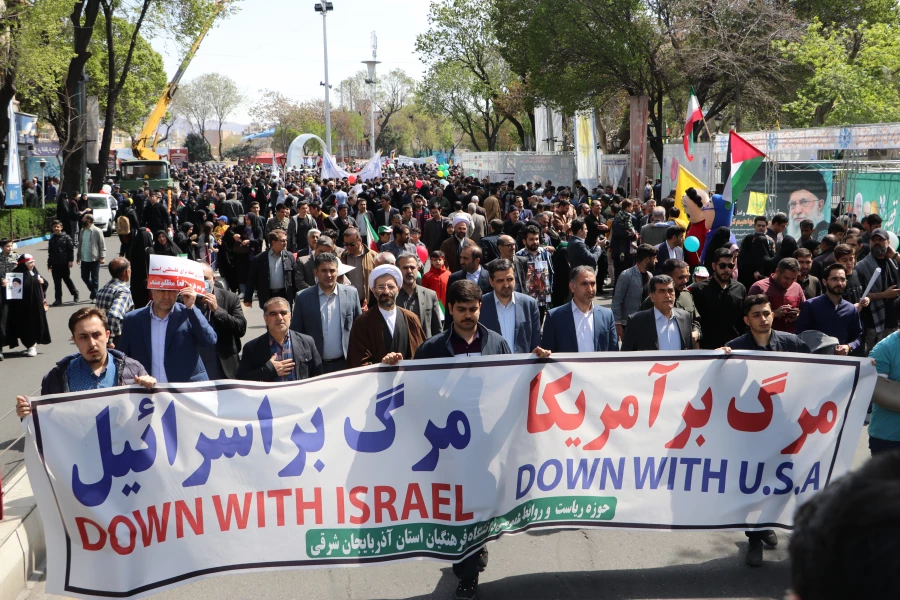 حضور گسترده اساتید ، کارکنان و  دانشجو معلمان دانشگاه فرهنگیان استان آذربایجان شرقی در راهپیمایی  روز قدس  16