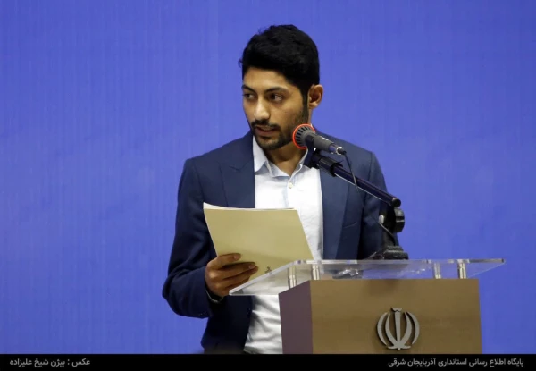 دیدار صمیمی استاندار آذربایجان شرقی با تشکل های دانشجویی استان  10