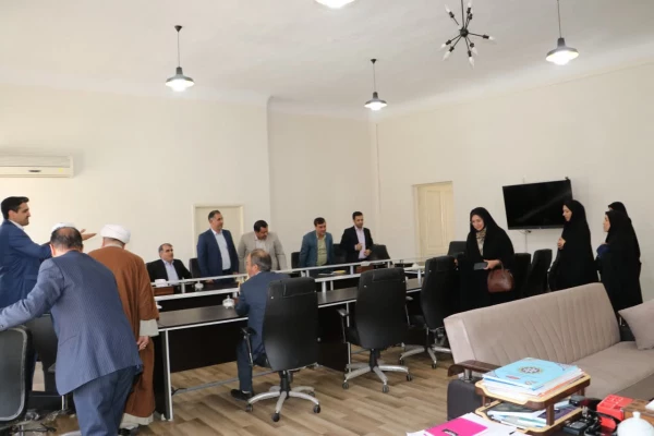 تصاویر دیدار نوروزی و عید سعید فطر ریاست و و هیئت رئیسه با اساتید محترم و همکاران عزیز  7