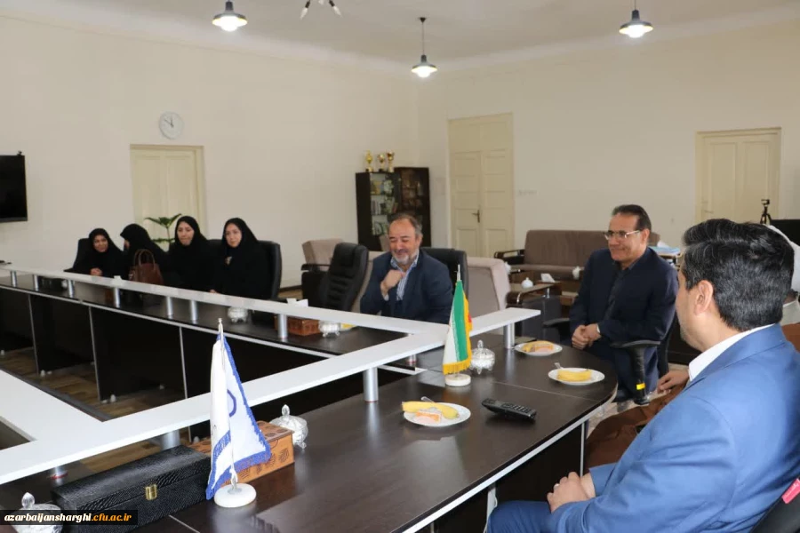 تصاویر دیدار نوروزی و عید سعید فطر ریاست و و هیئت رئیسه با اساتید محترم و همکاران عزیز  10