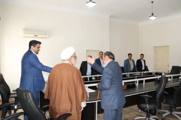 تصاویر دیدار نوروزی و عید سعید فطر ریاست و و هیئت رئیسه با اساتید محترم و همکاران عزیز  11